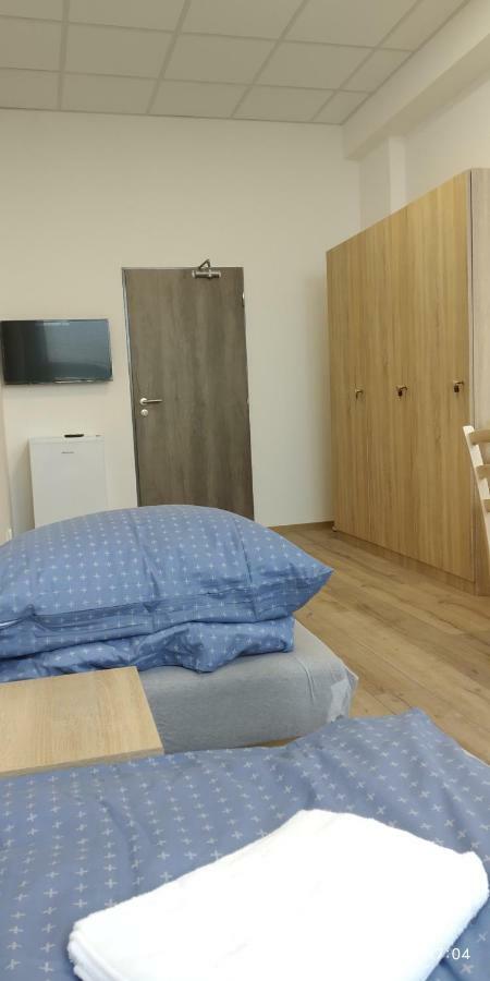 White Coral Club Hostel Кошице Екстериор снимка