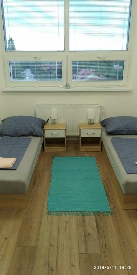 White Coral Club Hostel Кошице Екстериор снимка